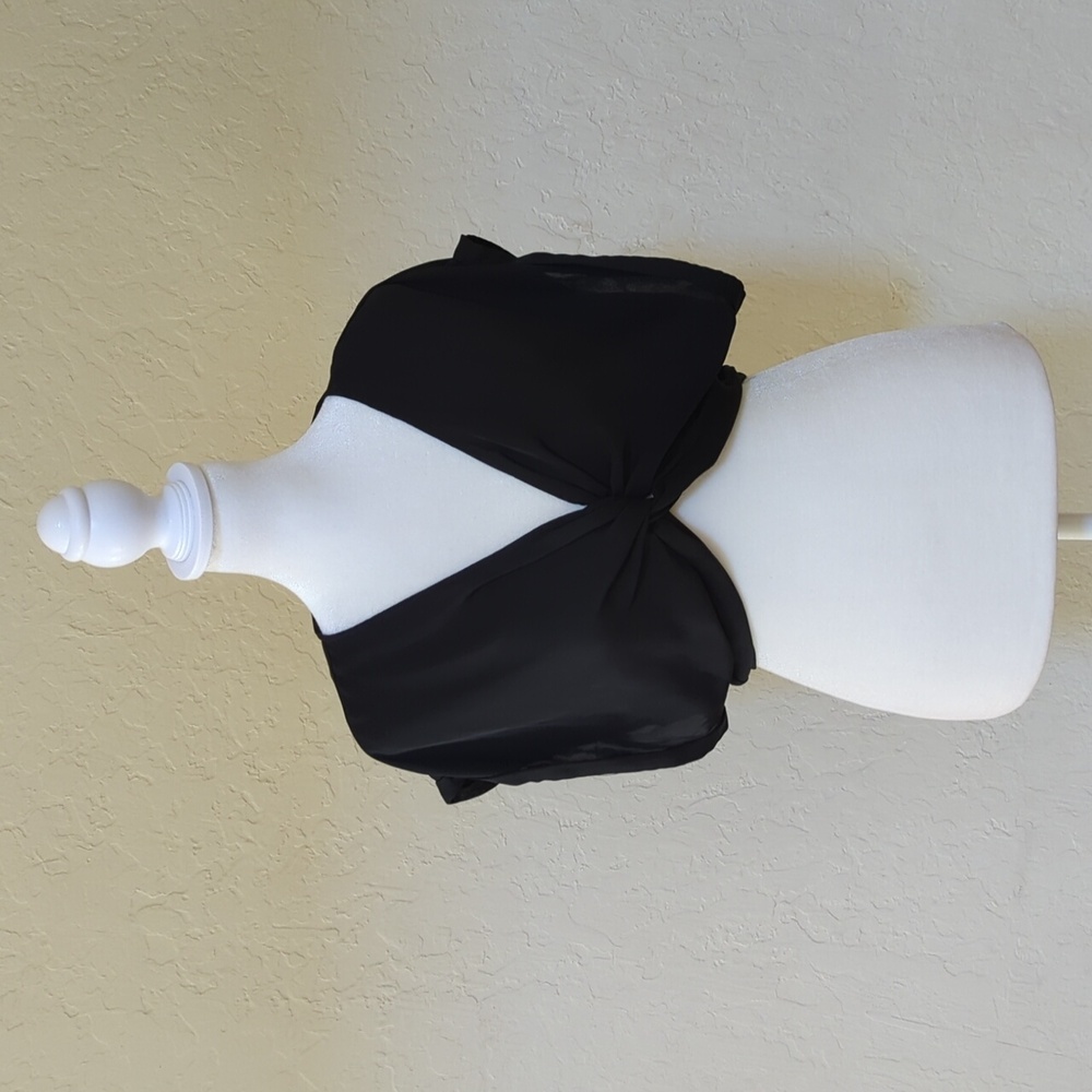 🌻 Forever 21 Black Twist Knot Front Wide Rolled Sleeve Crop Top Size Small